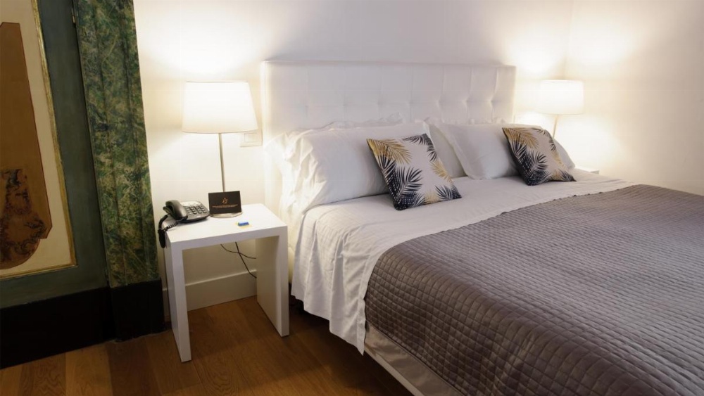 Santa Chiara Boutique Hotel Image 7